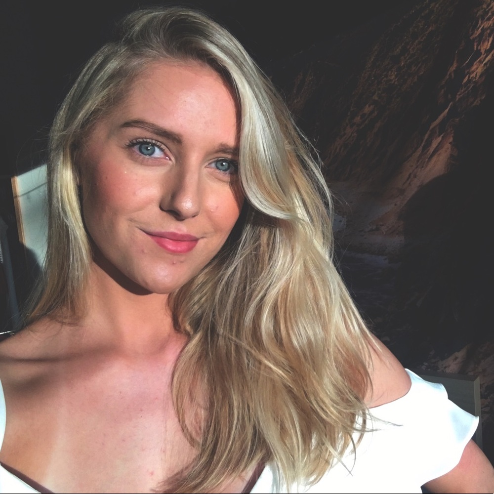 Meet your Posher, Lo